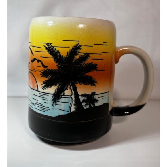 Vintage Hawaii Kauai Coffee Mug Made in Japan Beach Sunset Ocean 8oz - Picture 2 of 6